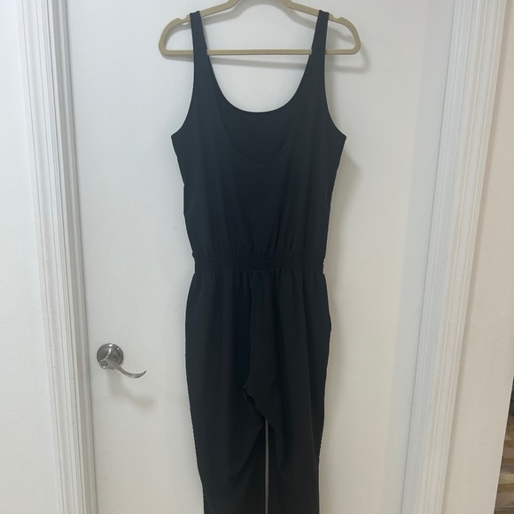 Black Athleta Tank Jumpsuit Size 8 - Picture 1 of 2